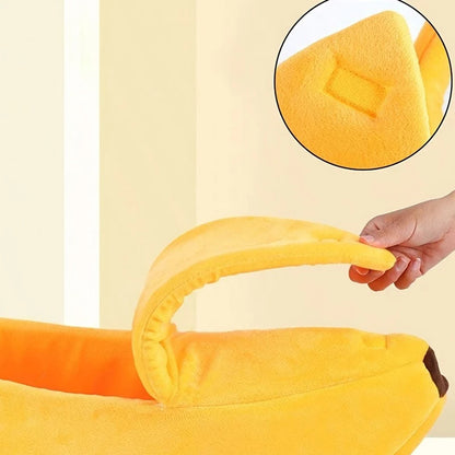 Plush Bed for Cats Winter Things Warm Houses Banana Pet Products Accessory Habitats All Basket Cushions  Puppy Supplies