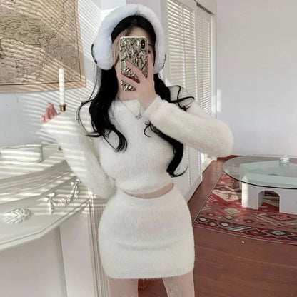 Women Sexy 2 Piece Set O Neck Short Hairy Waist Slim Knitted Pullover Top High Waist Wrap Hip Skirt Girl Casual Suit